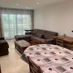 Le Roxane 2 Bedroom Apartment In The City-Center Of Antibes